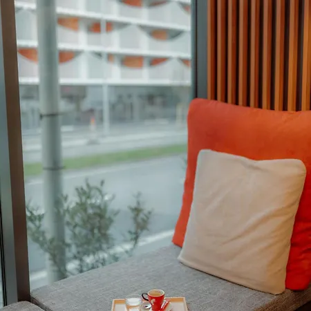 Hotel Ned 3*