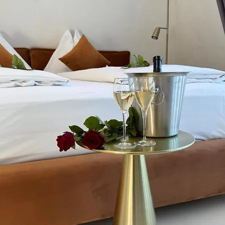 Ned 3* Štýrský Hradec